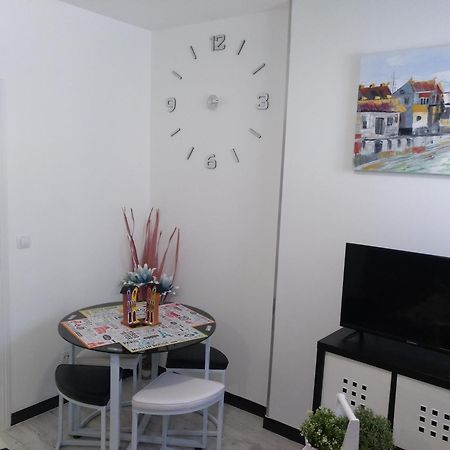 Apartamento Cigueena 1 Zaragoza Bagian luar foto