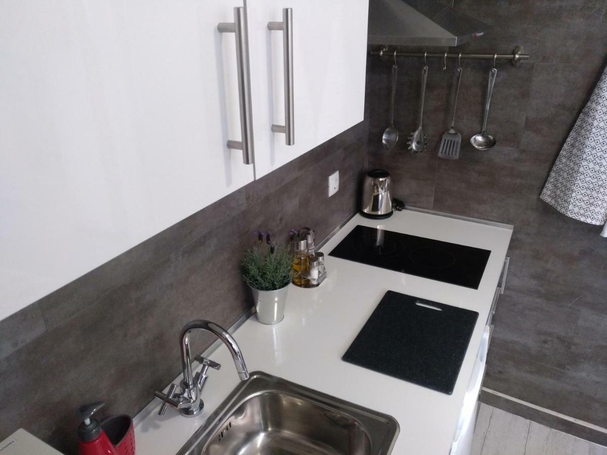 Apartamento Cigueena 1 Zaragoza Bagian luar foto