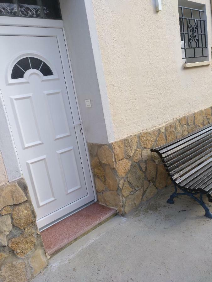 Apartamento Cigueena 1 Zaragoza Bagian luar foto